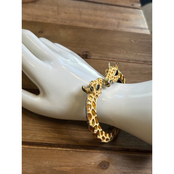 Giraffe Design Enamel Hinged Bangle Bracelet With Rhinestone Eyes & Gold-Tone Me - Picture 7 of 11
